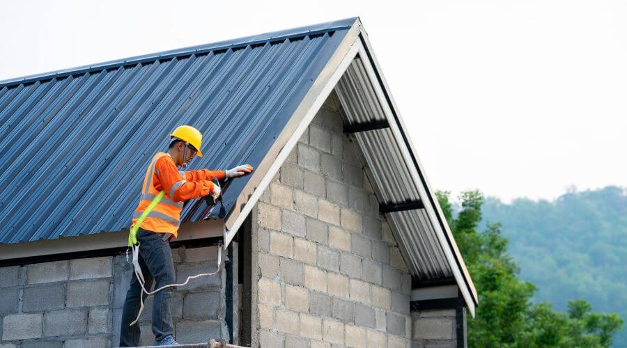 Professional residential roofers in Darrington, WA